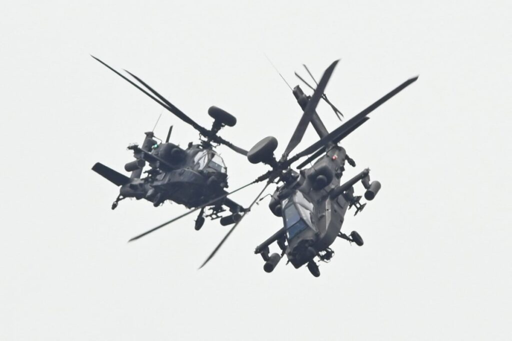 Apache helicopters and fighter jets ‘target’ Iran navy boats and drones as US battle for Hormuz Strait starts