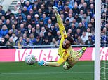 Everton vs Liverpool – Premier League LIVE: Latest score and updates as Giorgi Mamardashvili forced into SUBLIME save to deny Toffees an early goal while Sunderland hit Aston Villa with instant response