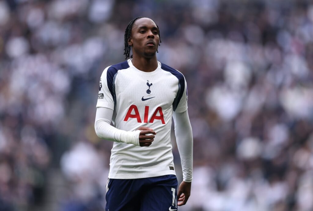 Tottenham: Roberto De Zerbi sends Mathys Tel message with forward stuck in fringe role