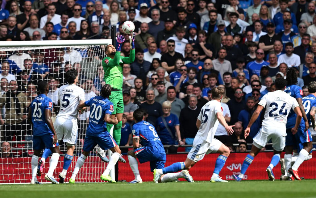 Chelsea player ratings vs Leeds: Robert Sanchez superb as Enzo Fernandez ends long goal drought