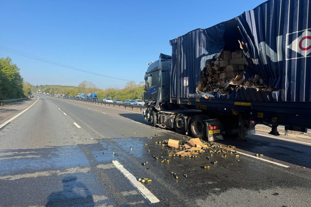 Lorry carrying 20 tonnes of prosecco loses load in motorway crash