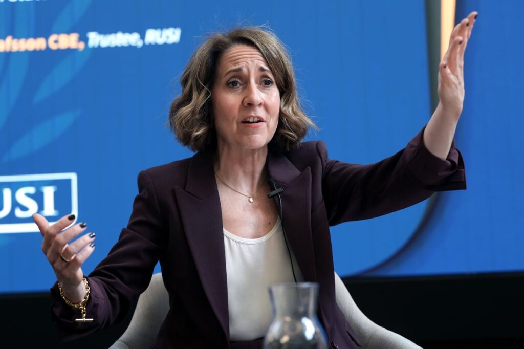 Kendall ‘aiming to put forward social media restriction plans before the summer’