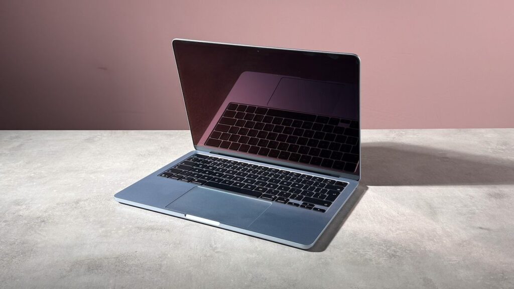 I upgraded to the MacBook Air M5 at last — and, boy, is it fast