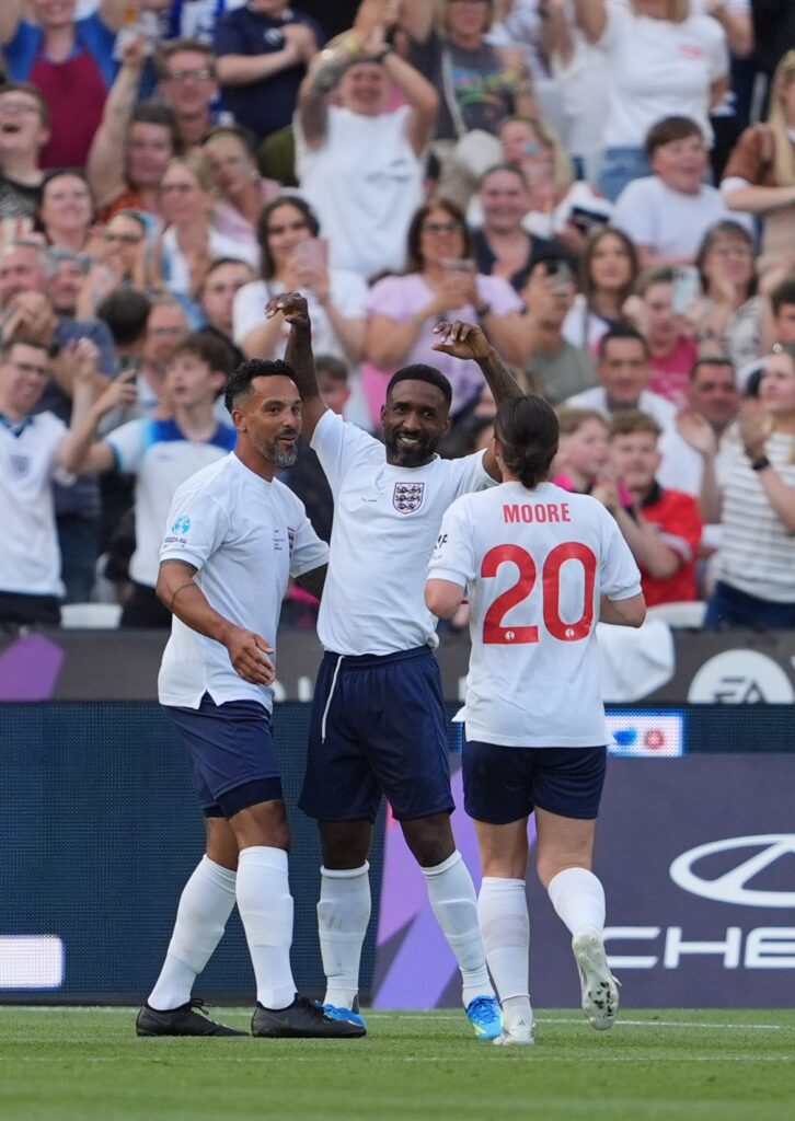 England 3-2 World XI: Jermain Defoe stars as Three Lions reclaim Soccer Aid bragging rights