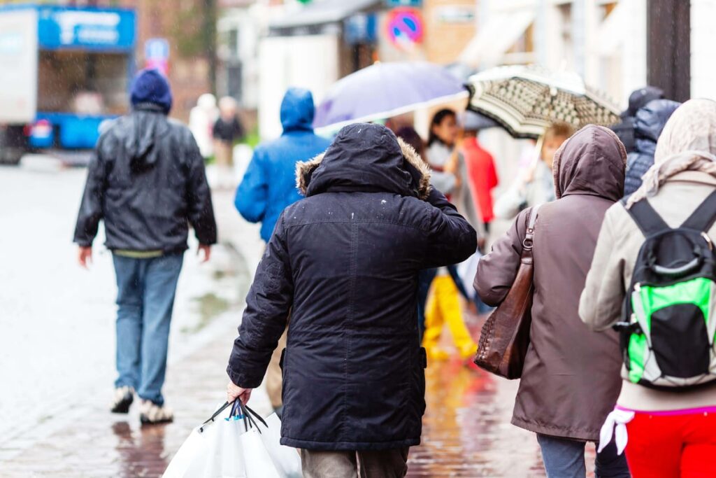 Households to slam brakes on spending as Iran war sends cost surging, warns EY