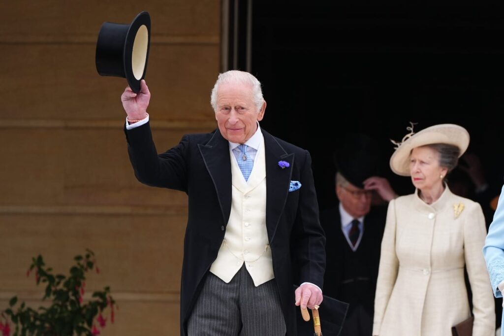 King praised for US speech at first garden party of the season