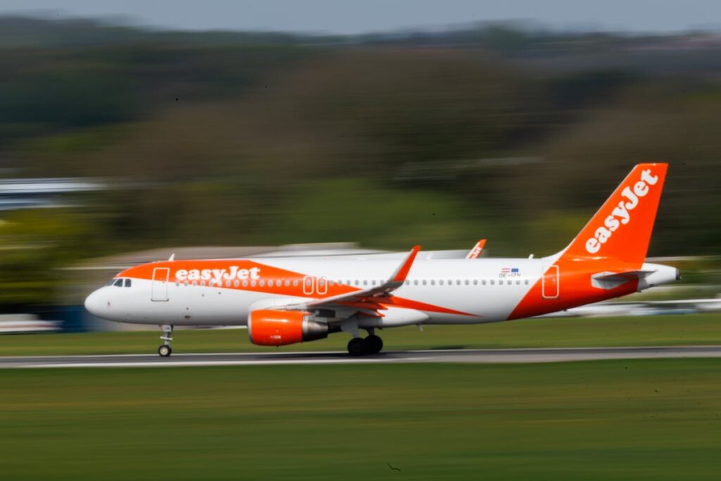 EasyJet diverts London flight after passenger alerts crew to power bank in luggage