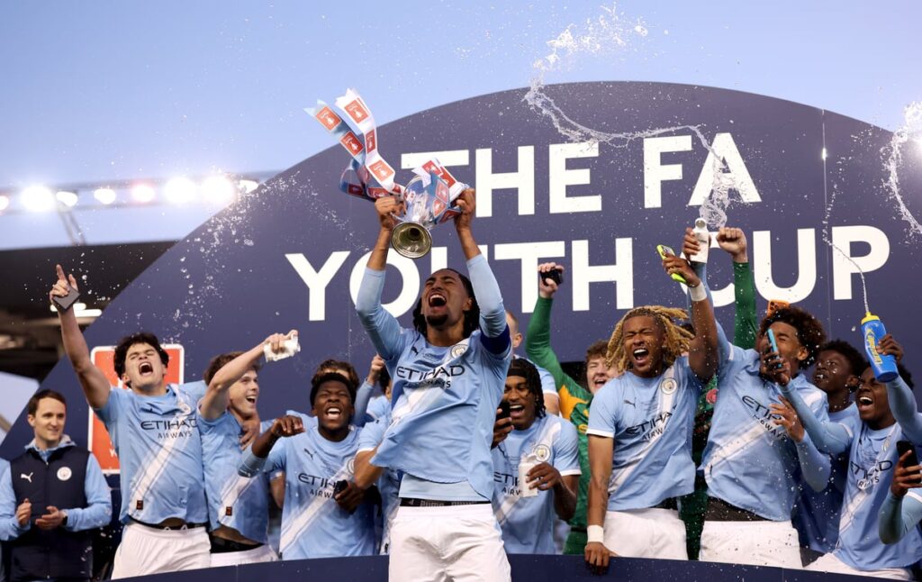 Man City 2-1 Manchester United: Reigan Heskey scores late winner as City crowned FA Youth Cup champions