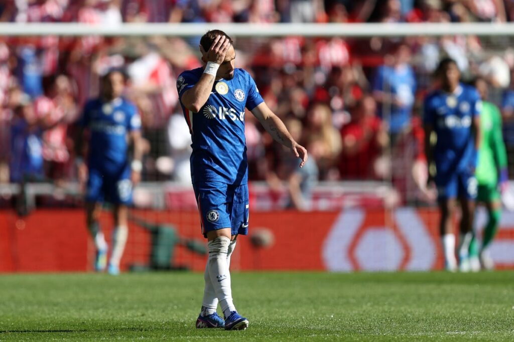 Sunderland 2-1 Chelsea: Ten-man Blues fall short of Europe after dismal showing on Wearside