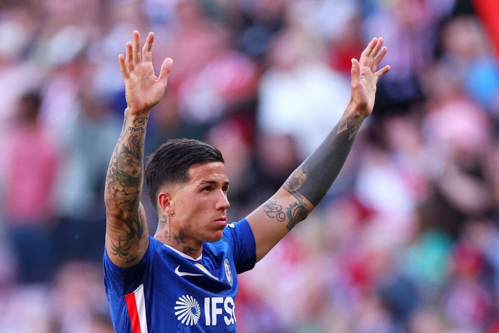 Chelsea set Enzo Fernandez asking price as club-record fee demanded for wantaway midfielder