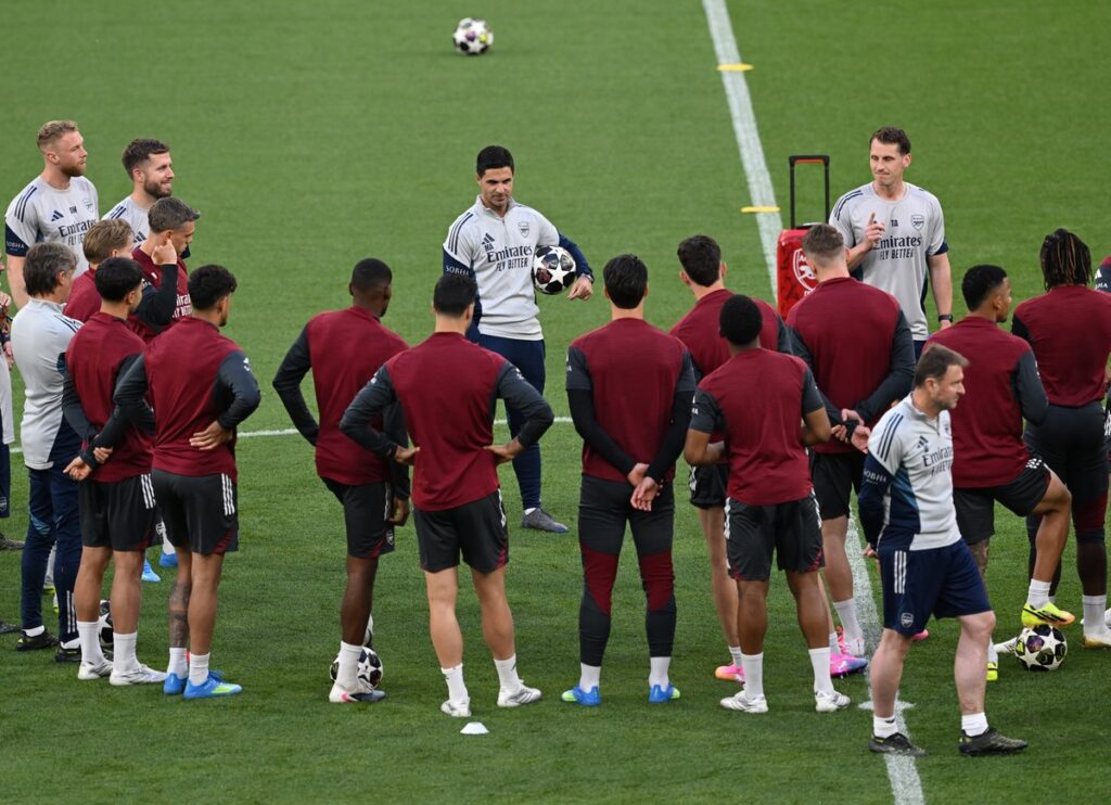Mikel Arteta confirms Arsenal injury scare minutes before Champions League final