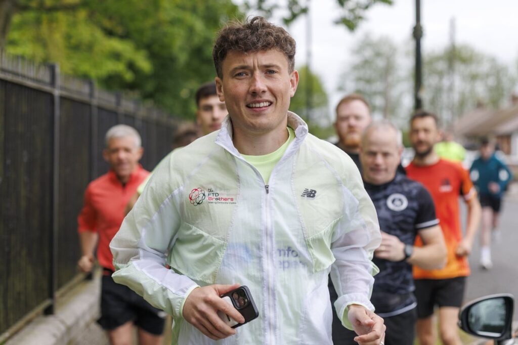 Dementia brothers praise ‘phenomenal’ Irish support completing 33 marathon feat