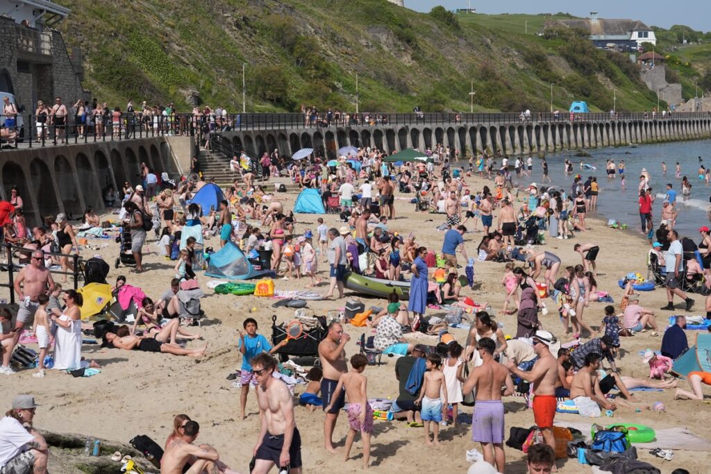 ‘Free flowing traffic at Dover’ after queues on hot bank holiday weekend