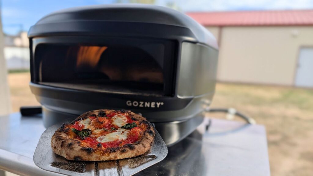 I’ve made thousands of pizzas for slice-loving customers, and the Gozney Arc Lite is a near-perfect pizza oven for beginners
