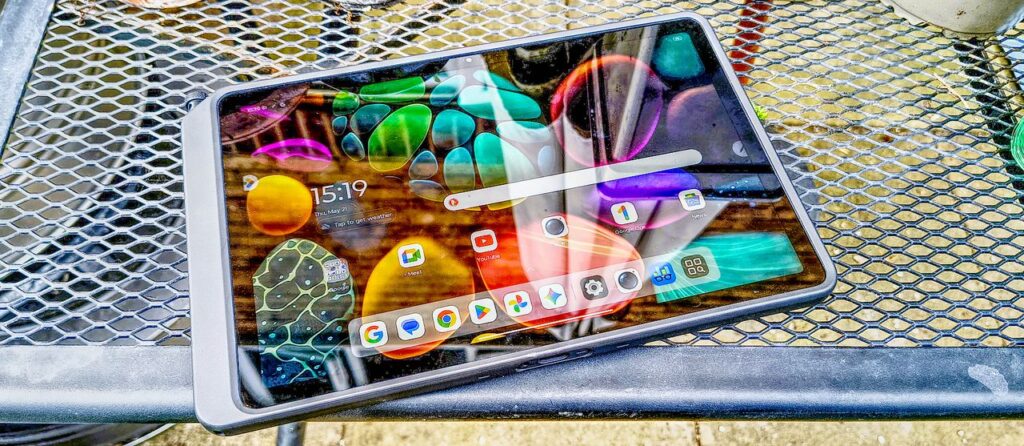 Lenovo ThinkTab X11 Gen 1 review: An Android business tablet for those who need a more flexible rugged form factor than a phone