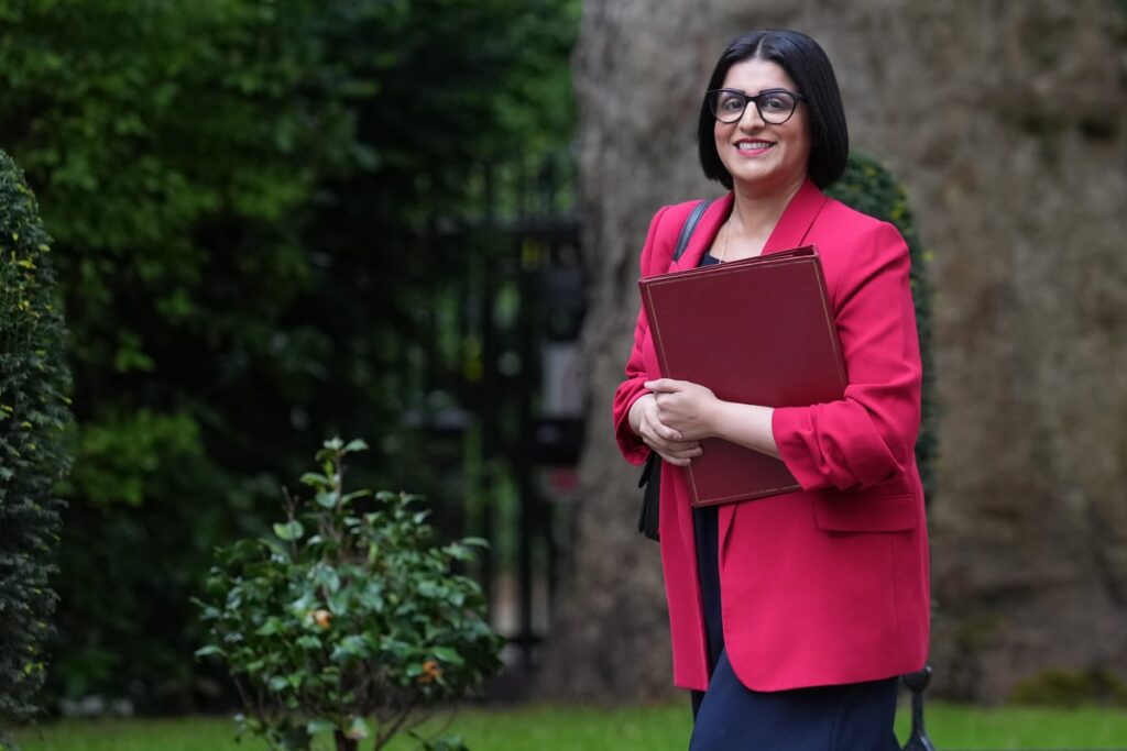 Mahmood to open safe routes for refugees while restricting rights claims