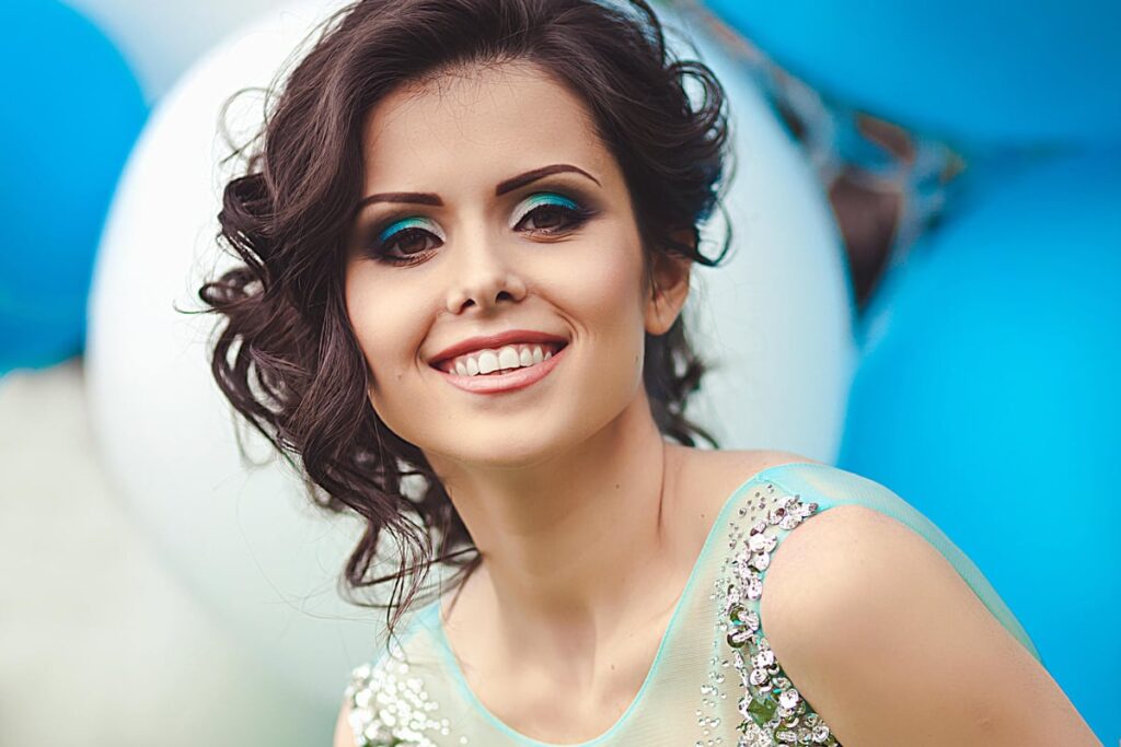 Cost of attending a prom ‘around £150 more for girls than boys’