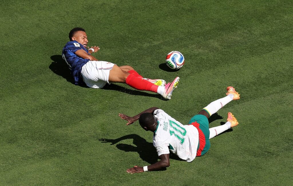 Why were France not awarded a penalty for Kylian Mbappe incident against Senegal?