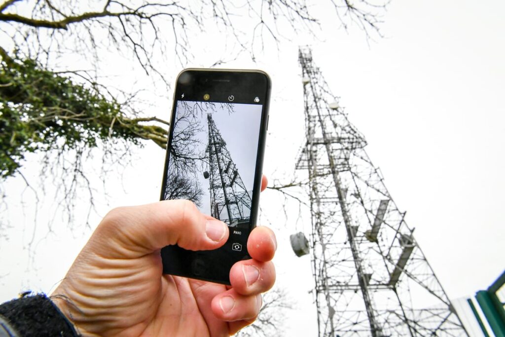 Mobile phone signal getting worse in central London as ‘perfect storm’ hits networks