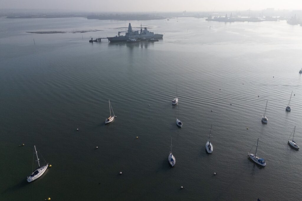 Plans to replace destroyers scrapped to make way for drone hubs in ‘hybrid Navy’