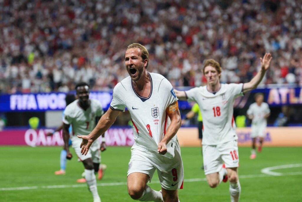 London schools to start late on Monday after England’s 1am World Cup match against Mexico