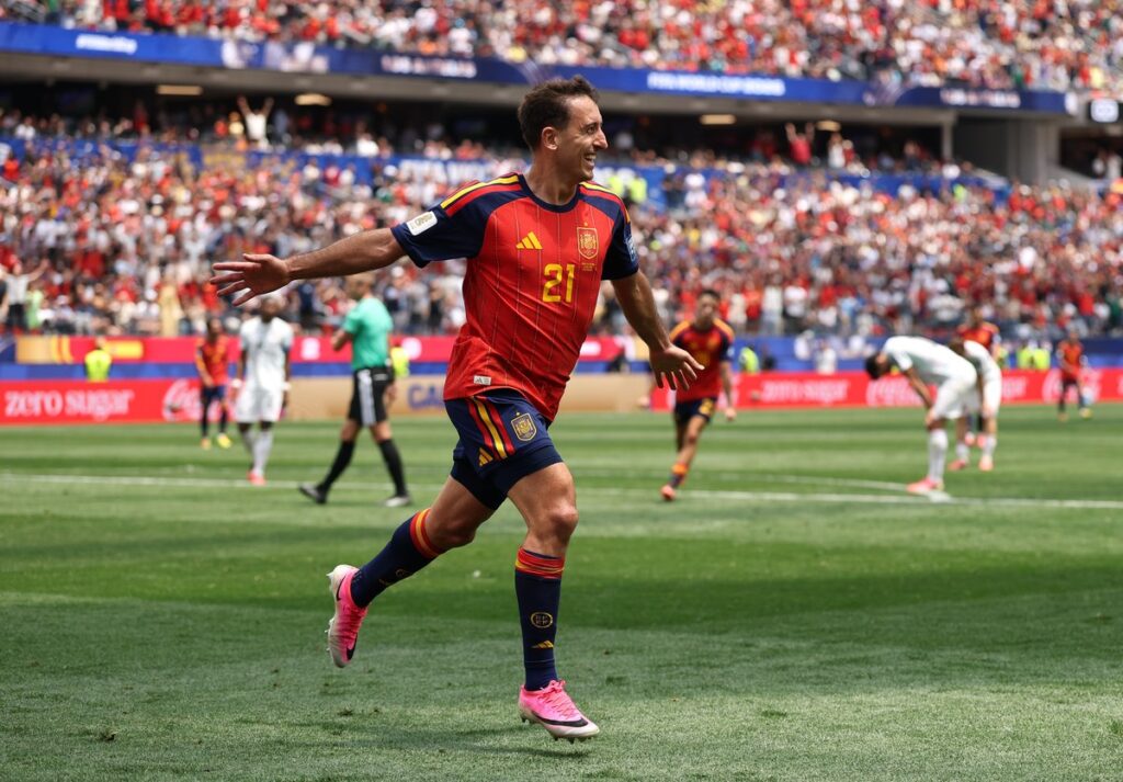 Spain 3-0 Austria: Mikel Oyarzabal at the double as Lamine Yamal shines for La Roja
