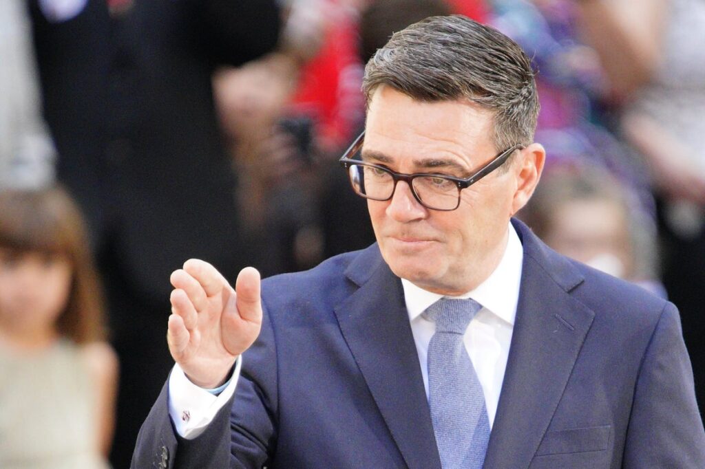 Burnham to set out cost-of-living support and chair first Cabinet meeting as PM
