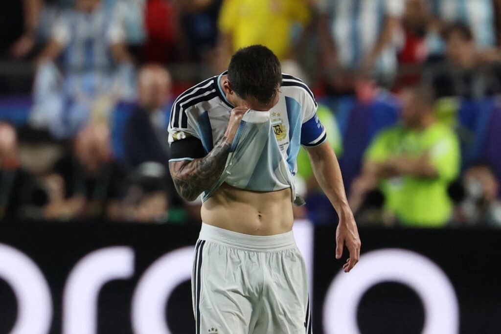 England get three-man Argentina injury update as Lionel Messi ‘suffers knock’ before semi-final clash