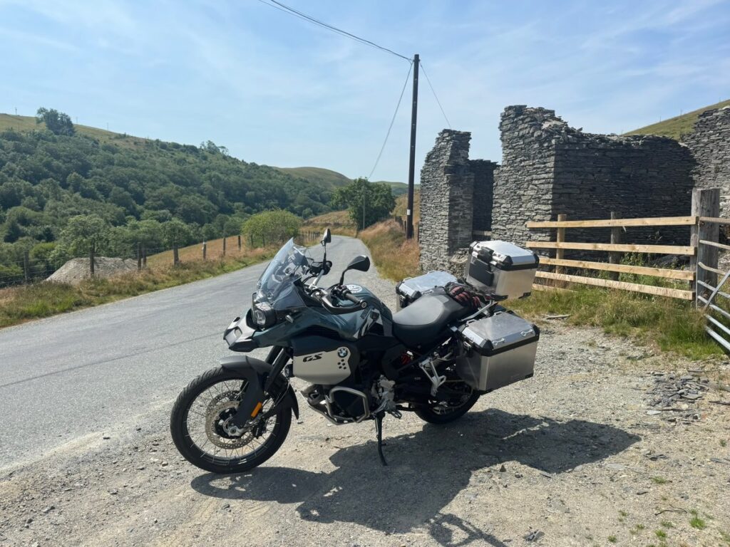 BMW F900 GS Adventure: Long-legged tourer, off-road giant, or both?