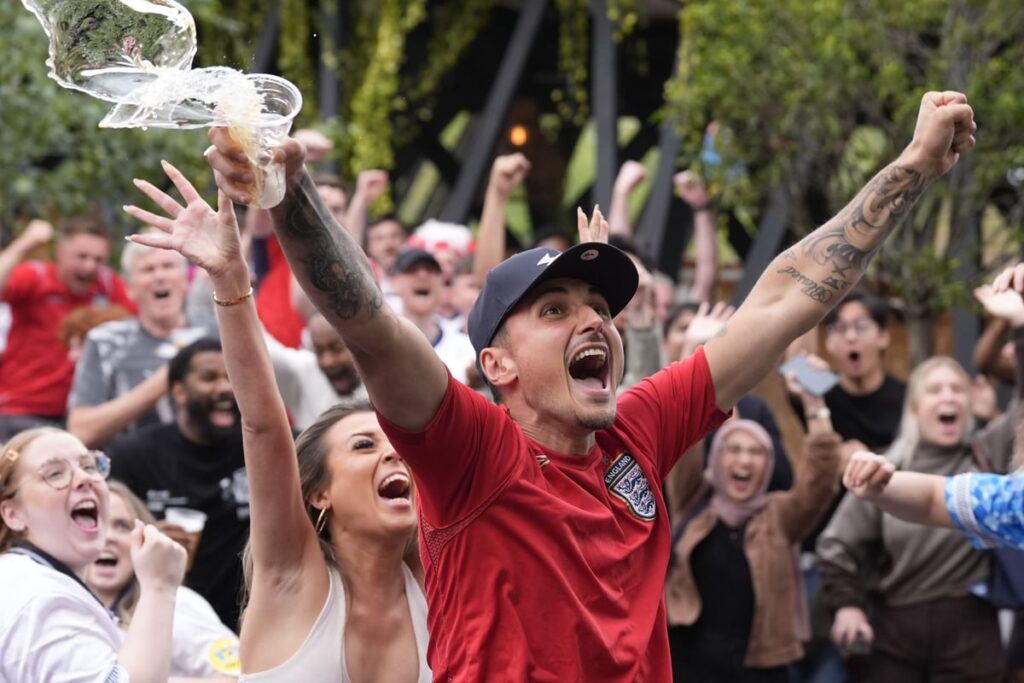 Heatwave and World Cup shape spending figures for June