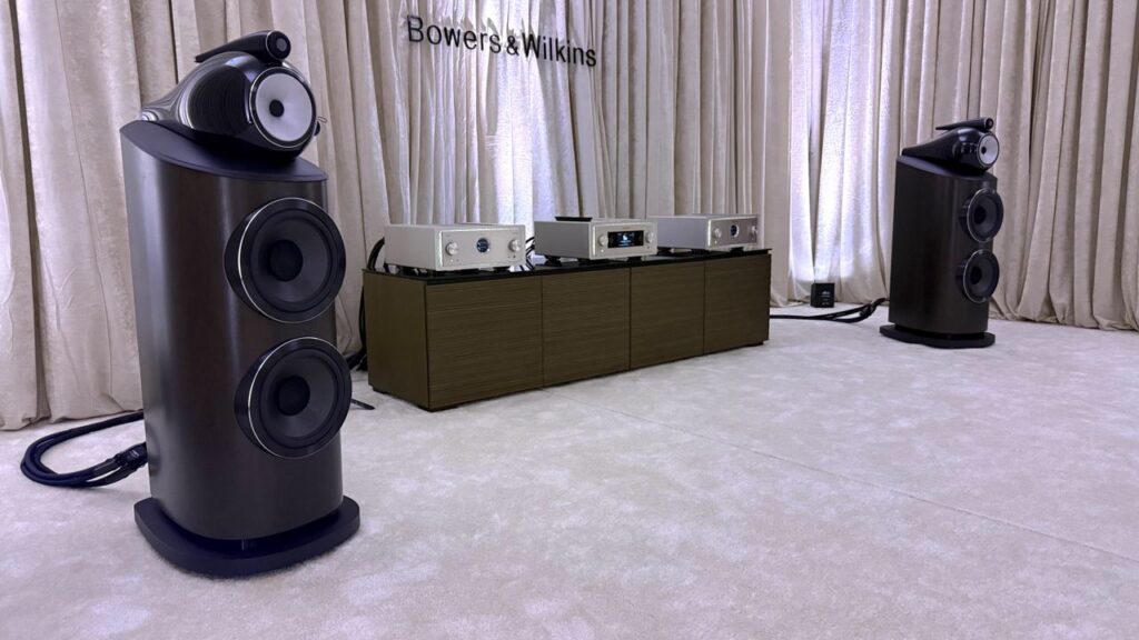 4 of the most detailed and sonically stellar elite hi-fi speakers I heard Audio at Audio Advice Live