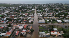 Super El Niño sets another record as it strengthens to ‘unprecedented levels’